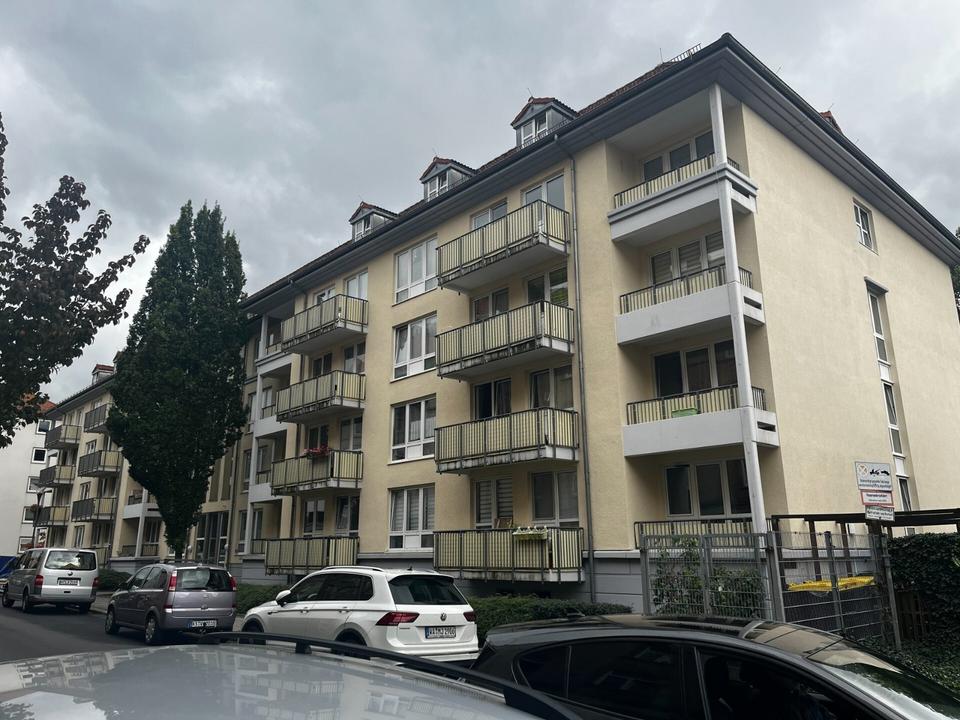 Thumbnail-1 Zi-App. mit Pantry-Küche u Dusch-Bad nah an Uni. NEU Renoviert!