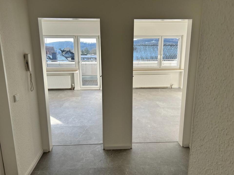 Thumbnail-Renovierte Lichtdurchflutete Wohnung im 3. OG