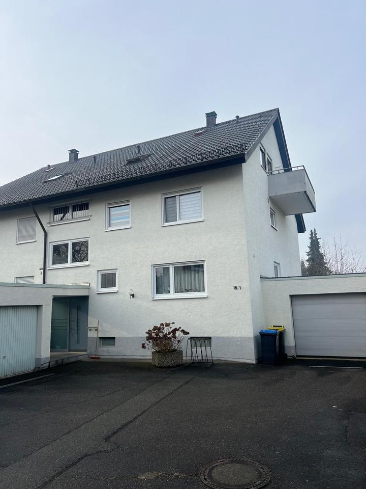 Thumbnail-Dachgeschosswohnung mit Stellplatz in Horkheim