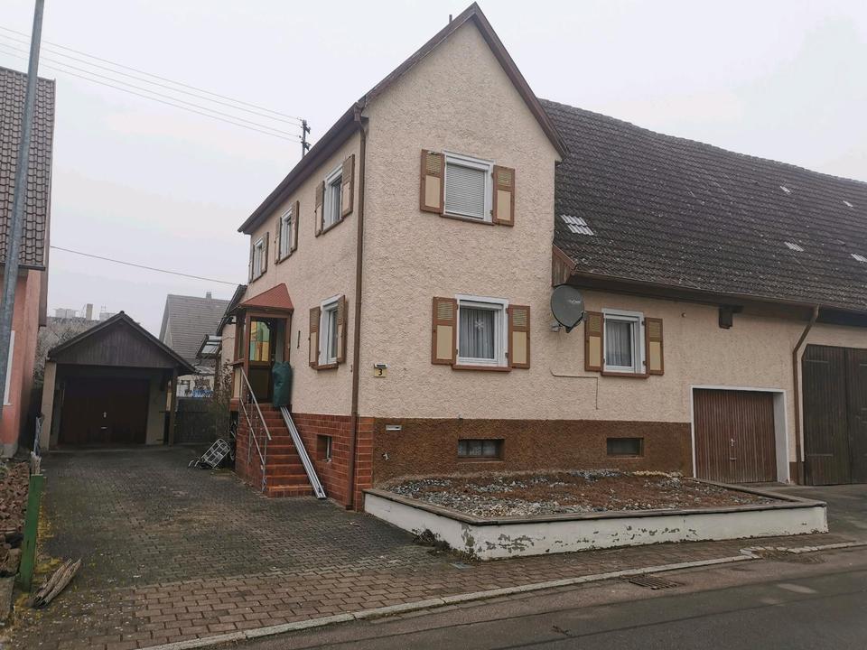 Thumbnail-Einfamilienreiheneckhaus mit Scheune, Garage und Garten