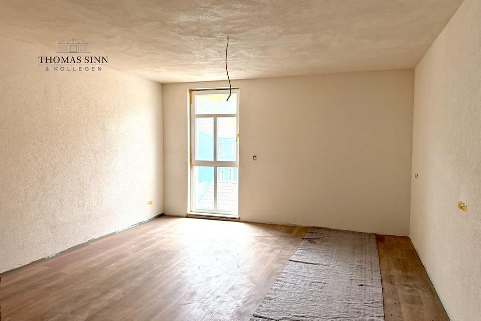 Thumbnail-Helle 3,5-Zimmer Wohnung im 1. OG mit Balkon – modernes Wohnen trifft auf einzigartiges Fachwerk