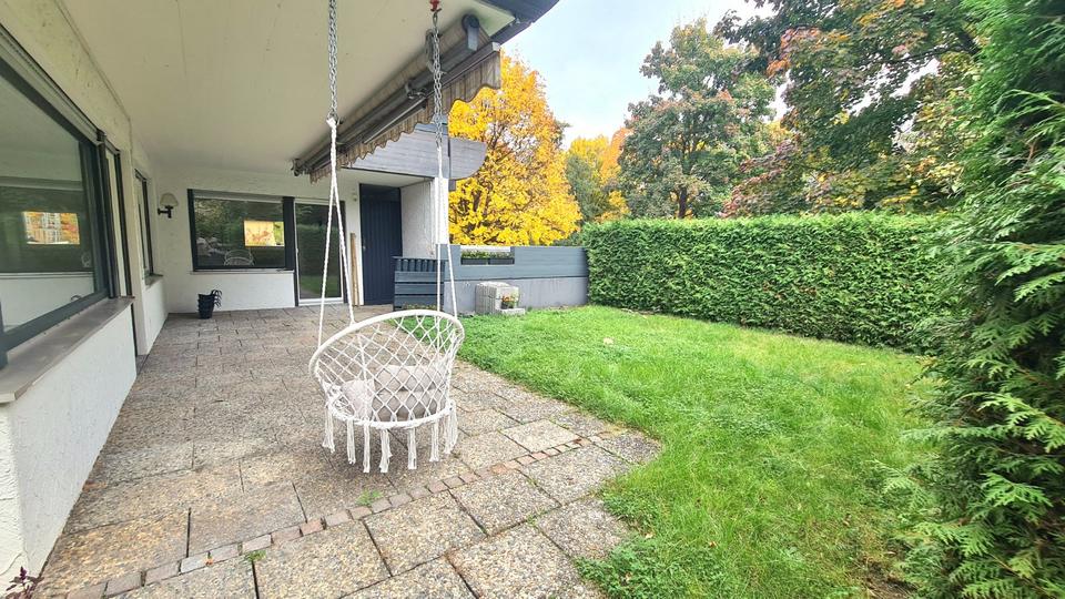 Thumbnail-Helle 3,5 Zimmer-Wohnung mit eigenem Garten und Kamin