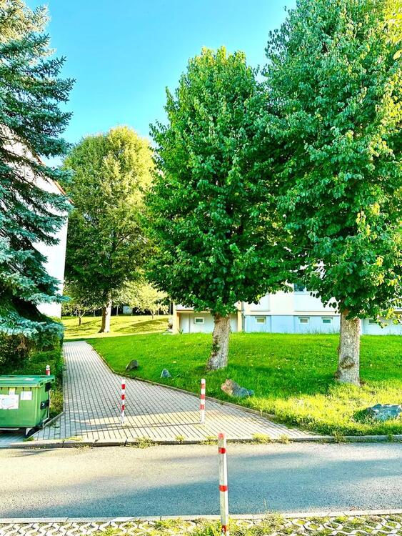 Thumbnail-Sonnige ruhige 3 Z-Wohnung mit EBK,Balkon,Garten,Stellplatz,im EG