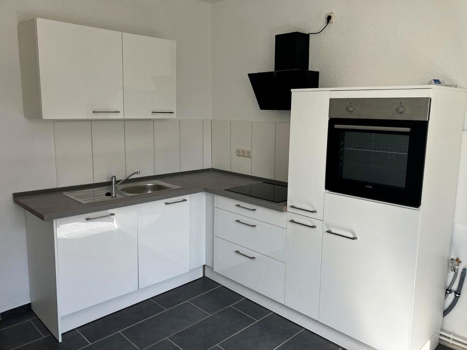 Thumbnail-MODERNE 3-ZKB-WOHNUNG IN ZENTRALER LAGE VON WILHELMSHAVEN – WG-GEEIGNET