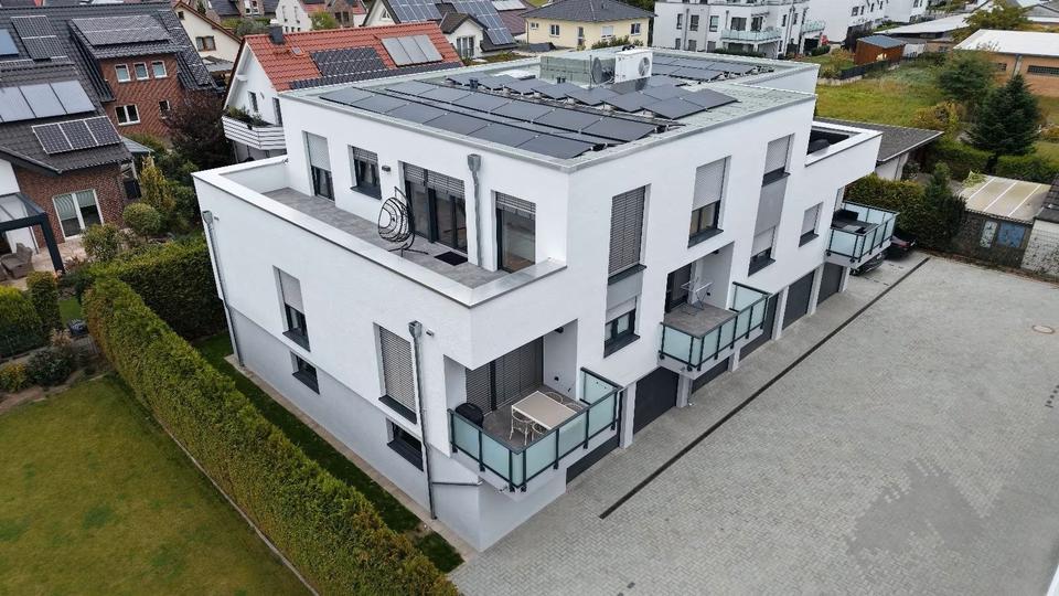 Thumbnail-3-Zimmer Wohnung im 1. OG mit Balkon und EBK