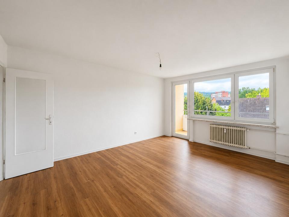 Thumbnail-Sanierte 2-Zimmer-Wohnung mit Loggia & traumhaftem Weitblick in Barsingh. Egestorf