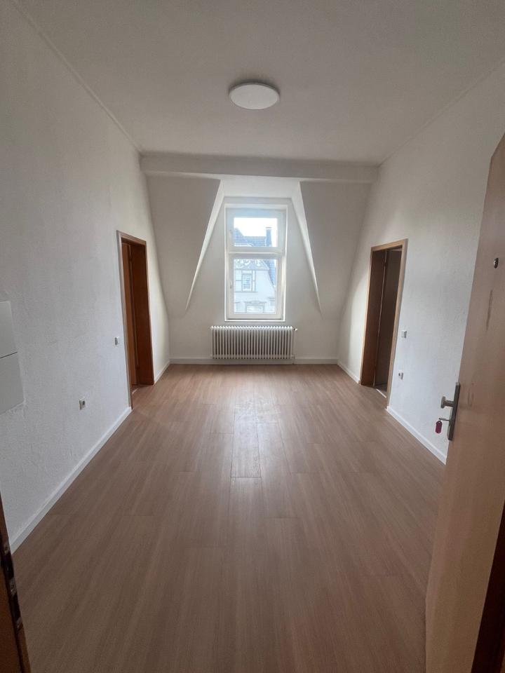 Thumbnail-Frisch sanierte 2-Zimmer-Wohnung – einziehen und wohlfühlen!