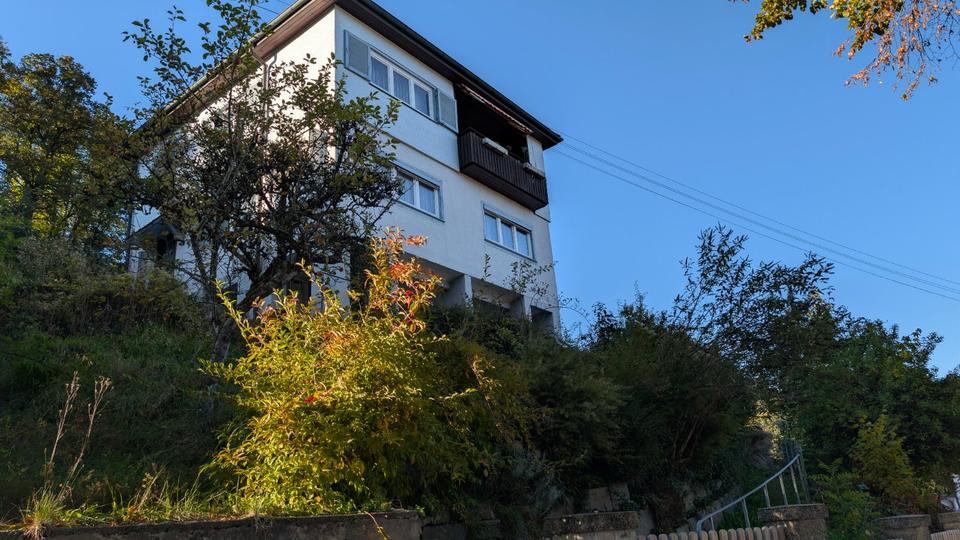 Thumbnail-Charmantes Einfamilienhaus mit Rosengarten und Weitblick