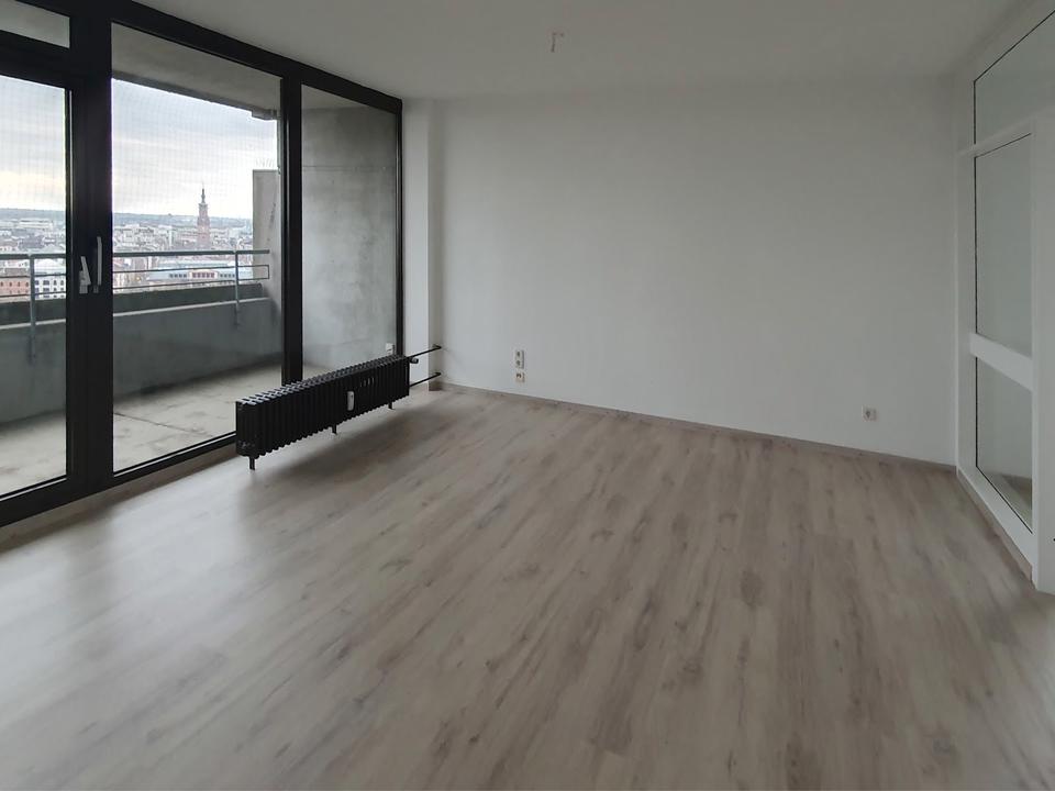 Thumbnail-Frisch renovierte 3-Zimmer-Wohnung im Zentrum !