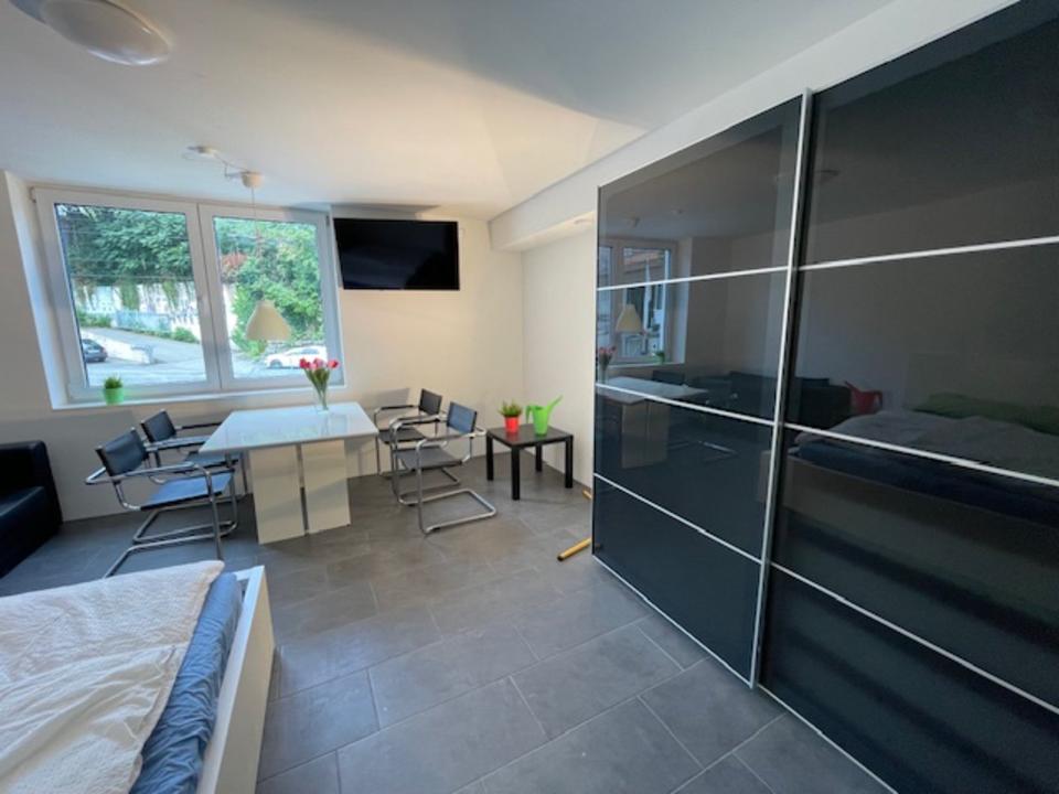 Thumbnail-privates Bad direkt am möblierten Zimmer, Balkon, in 3WG EBK,U1