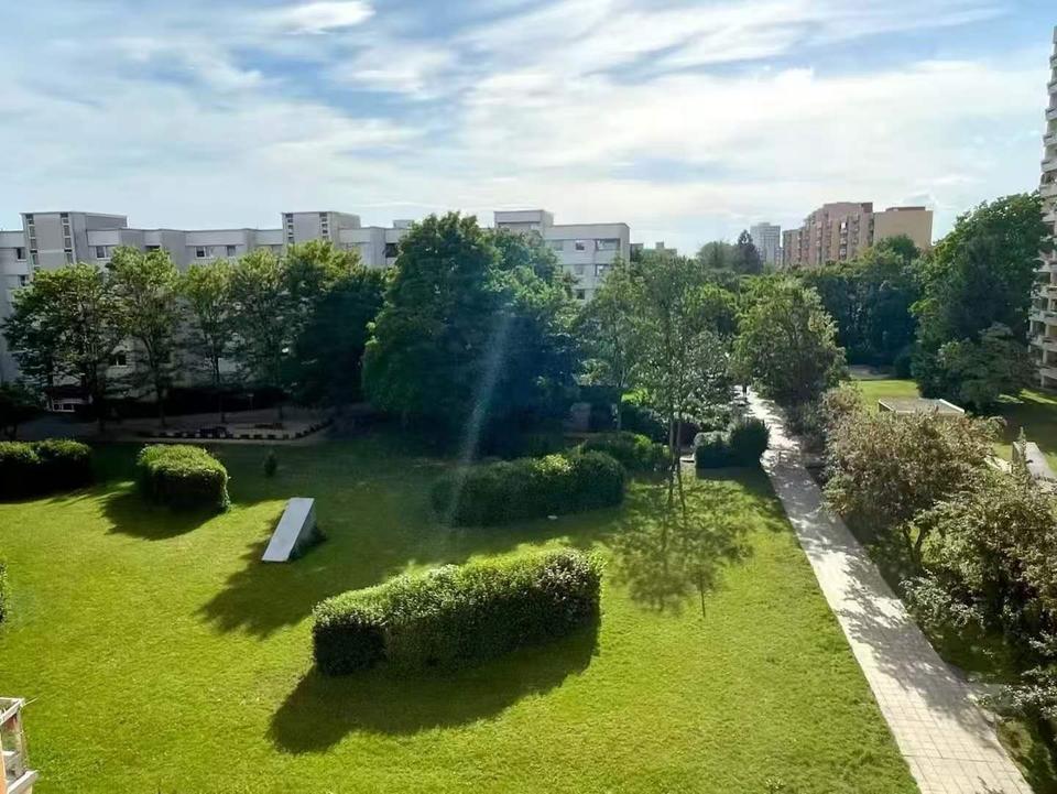 Thumbnail-Möbliert WG Zimmer in ruhiger Lage - 22Sq mit großem Balkon