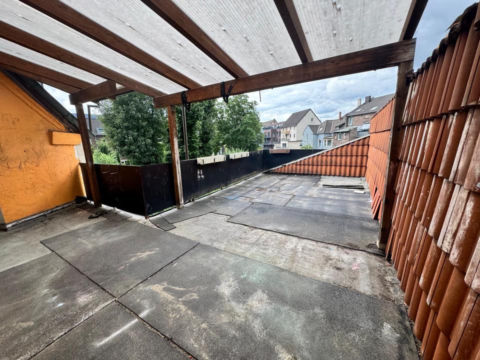 Thumbnail-Gepflegte 4-Zimmer + Wohnung mit großer Terrasse in ruhige lage