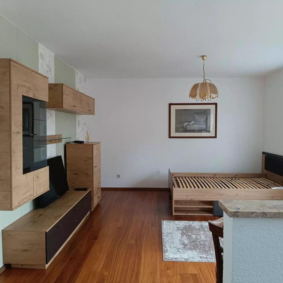 Thumbnail-Ab 01.01.26 möblierte EW von 33 m2 mit sep. Eingang zu vermieten