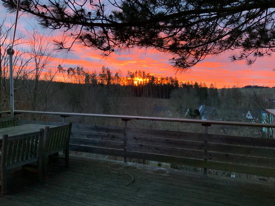 Thumbnail-Haus bei Freising von privat: Jeden Tag Sonnenuntergang...