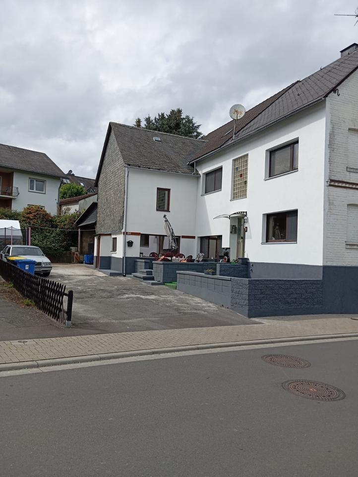 Thumbnail-Zwei Häuser in einem Grundstück zu verkaufen