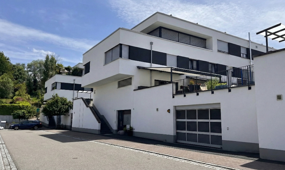 Thumbnail-Moderne 5,5-Zimmer-Eckwohnung mit Haus-im-Haus-Charakter & Studio