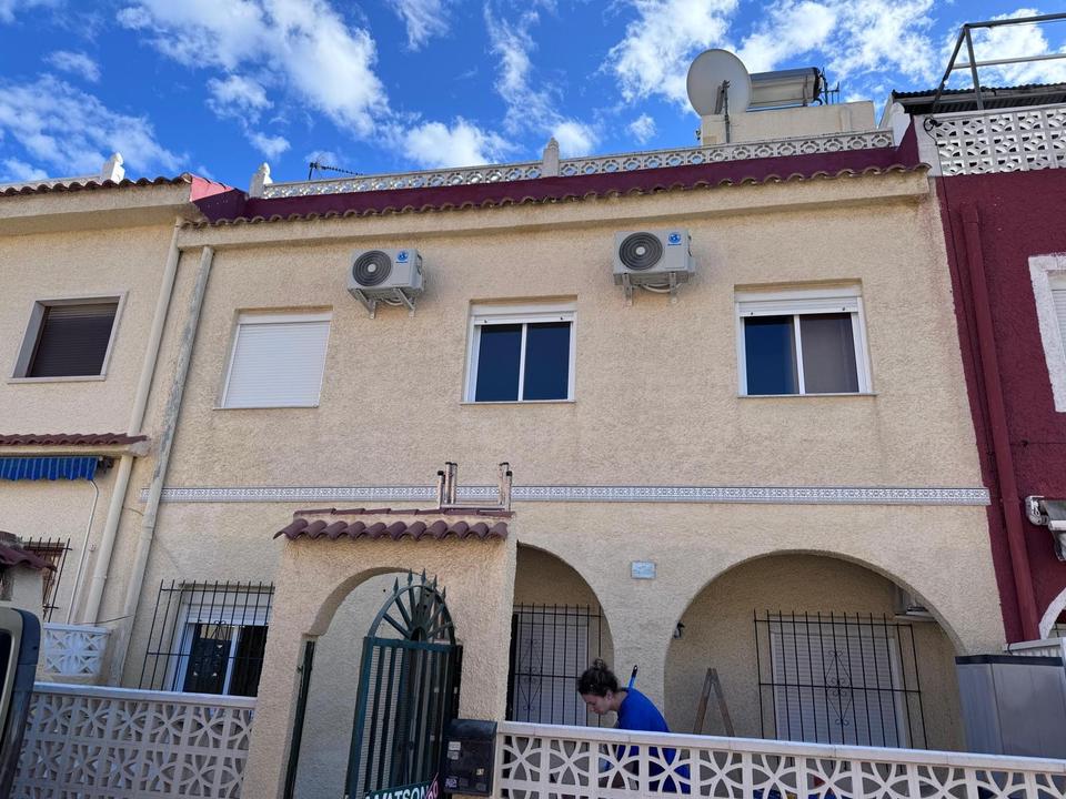 Thumbnail-Wunderschönes Haus in La Marina Nähe Alicante zu vermieten