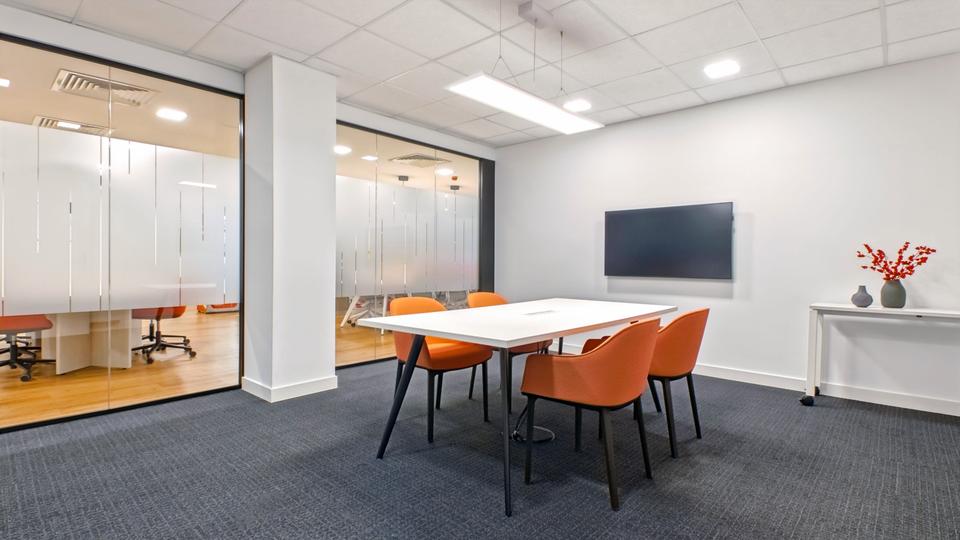 Thumbnail-Privater Büroraum für 4 Person in Regus Augsburg Hauptbahnhof