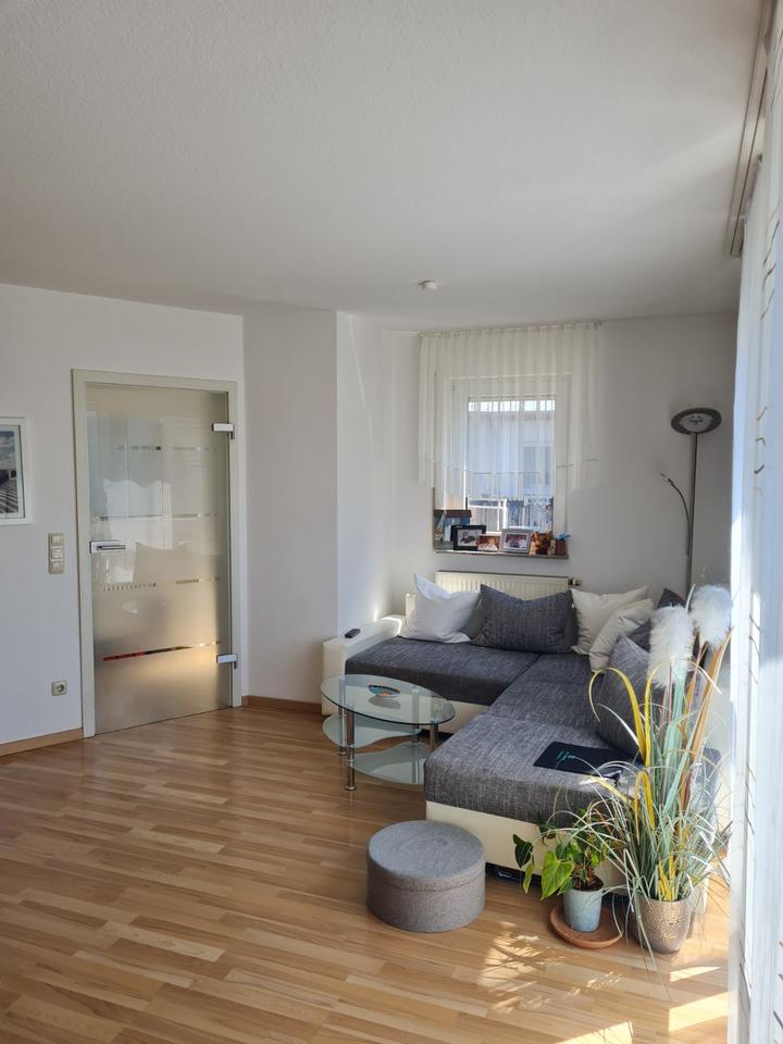 Thumbnail-Helle 3-Zi-Maisonette, ruhig und zentral in Zirndorf mit Stellpl