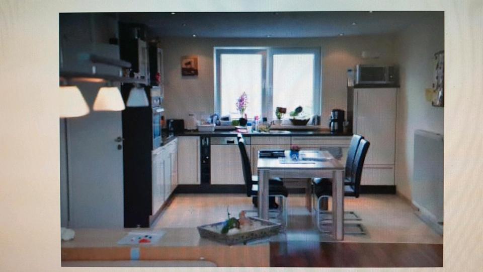 Thumbnail-Schöne 3 Zimmer Wohnung mit EBK und Balkon.