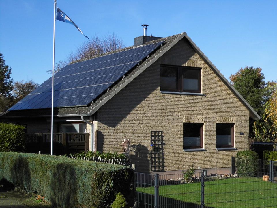 Thumbnail-Einfamilienhaus mit Einliegerwohnung in bevorzugtem Wohngebiet