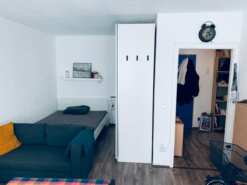 Thumbnail-Helle, möbl. 1-Zi.-Wohnung mit Balkon – Top Bonn-Anbindung