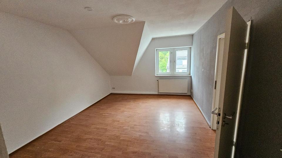 Thumbnail-Großzügige 4-Zimmer-Wohnung + großem Gartenabteil in Lüdenscheid