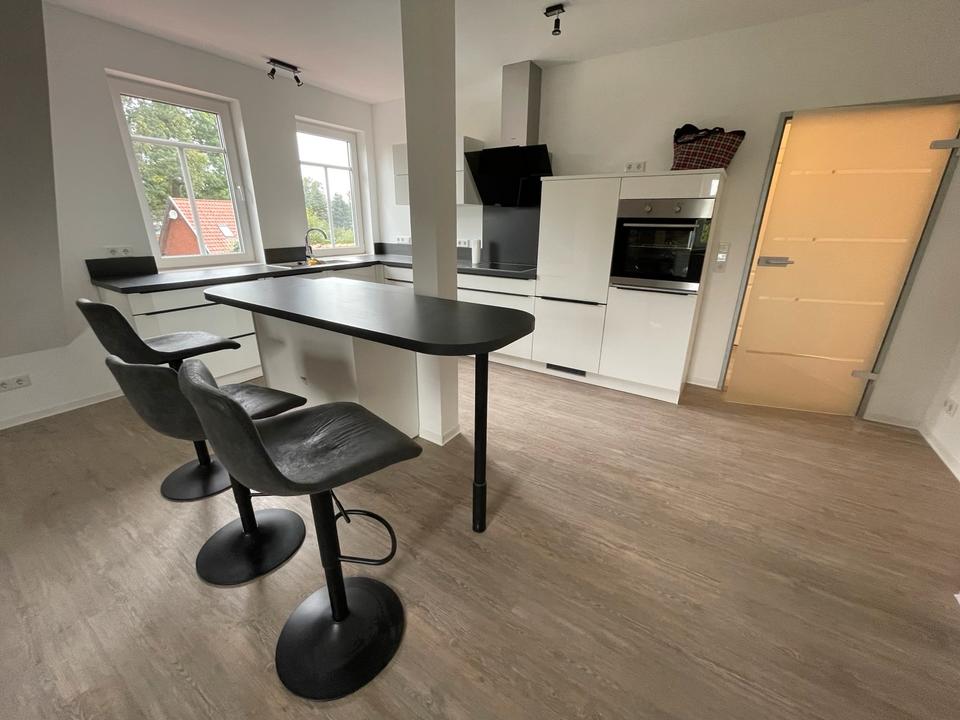 Thumbnail-Schöne 2-Zimmer-Oberwohnung mit Whirlpoolbad – 82 m²