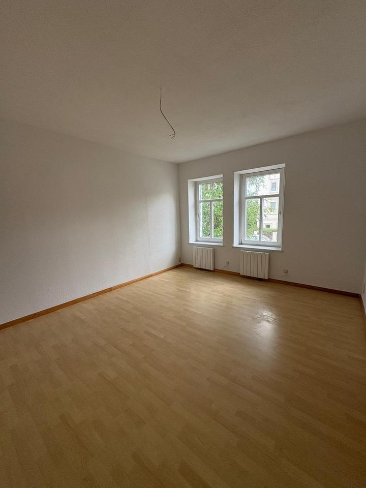 Thumbnail-Gemütliche 1 - Zimmer Wohnung Renoviert !