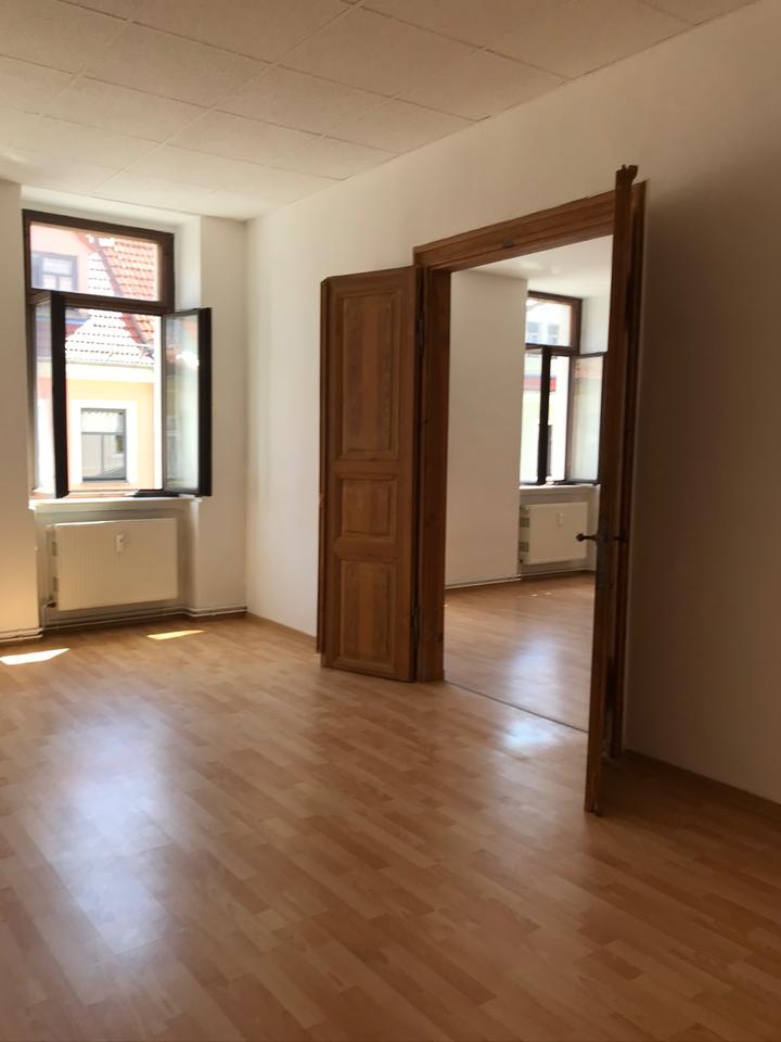 Thumbnail-Großzügige 3-Raumwohnung mit ca. 100 m² - viel Platz für Familie oder Homeoffice