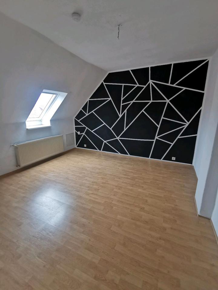 Thumbnail-Gemütliche 2-Raum-Dachgeschosswohnung