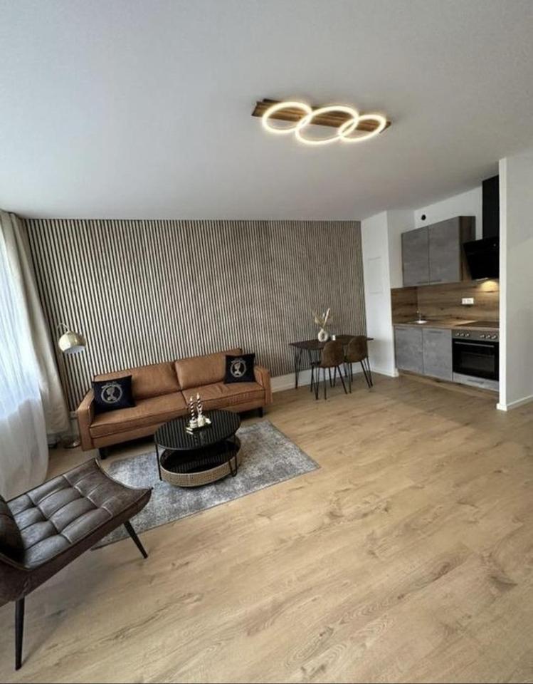 Thumbnail-Helles, modern möbliertes Apartment mit Balkon