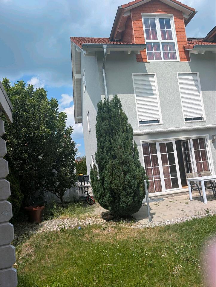 Thumbnail-geräumige Doppelhaushälfte in Türkheim