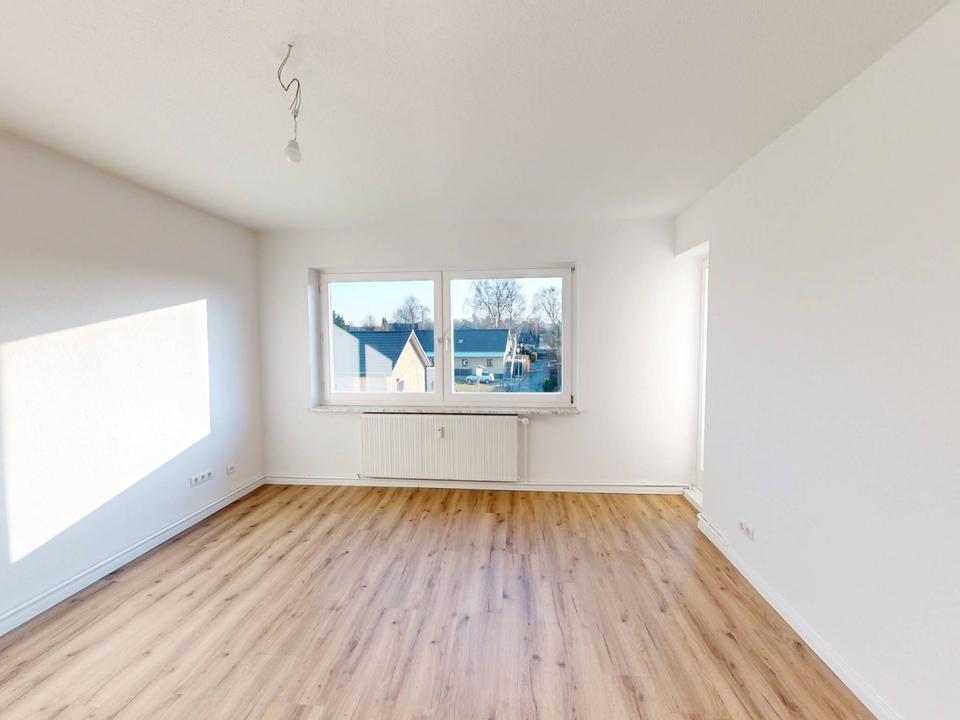 Thumbnail-Renovierte 3-Zimmer-Wohnung mit BALKON und Tageslichtbad