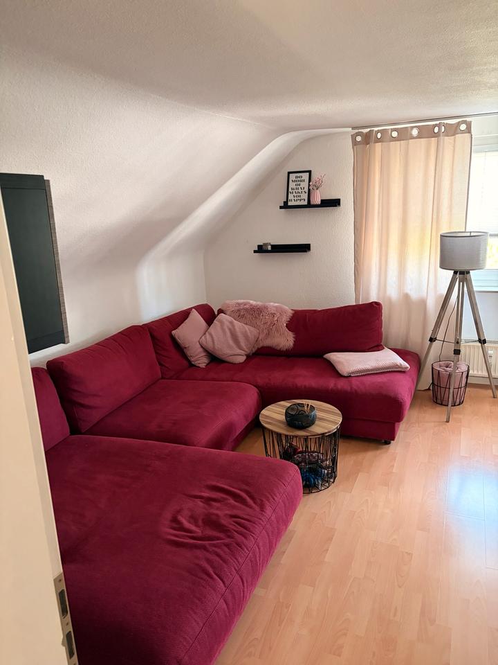 Thumbnail-Gemütliche 3-Zimmer-Dachgeschosswohnung im 3-Parteienhaus