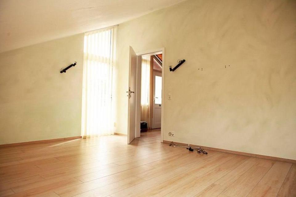 Thumbnail-Schöne helle und ruhige 2,5-Zi Wohnung