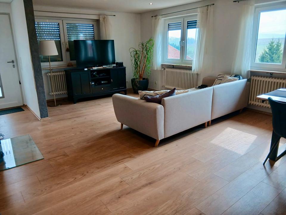 Thumbnail-Helle 4 Zimmer Wohnung mit Stellplatz in KupferzellUlrichsberg