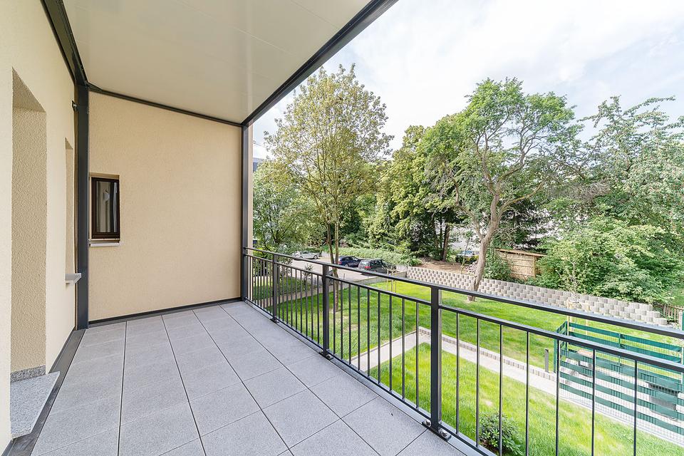 Thumbnail-Hochwertiges Zuhause im sanierten Altbau: 2 Zimmer, Balkon & Wanne - WE05