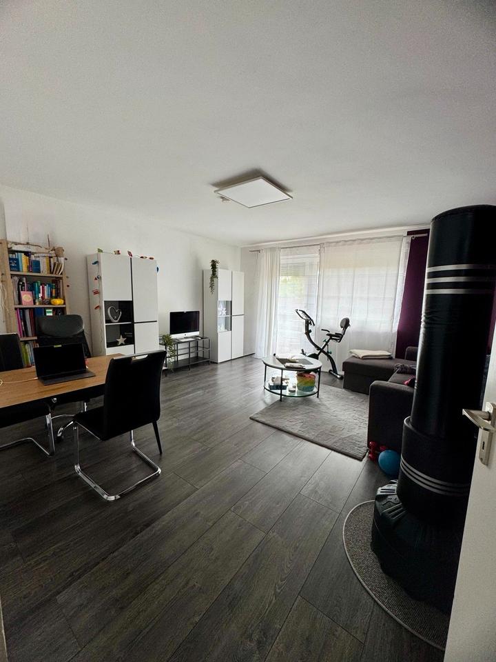 Thumbnail-Möblierte neu renovierte 3 Zimmer Wohnung in top Lage