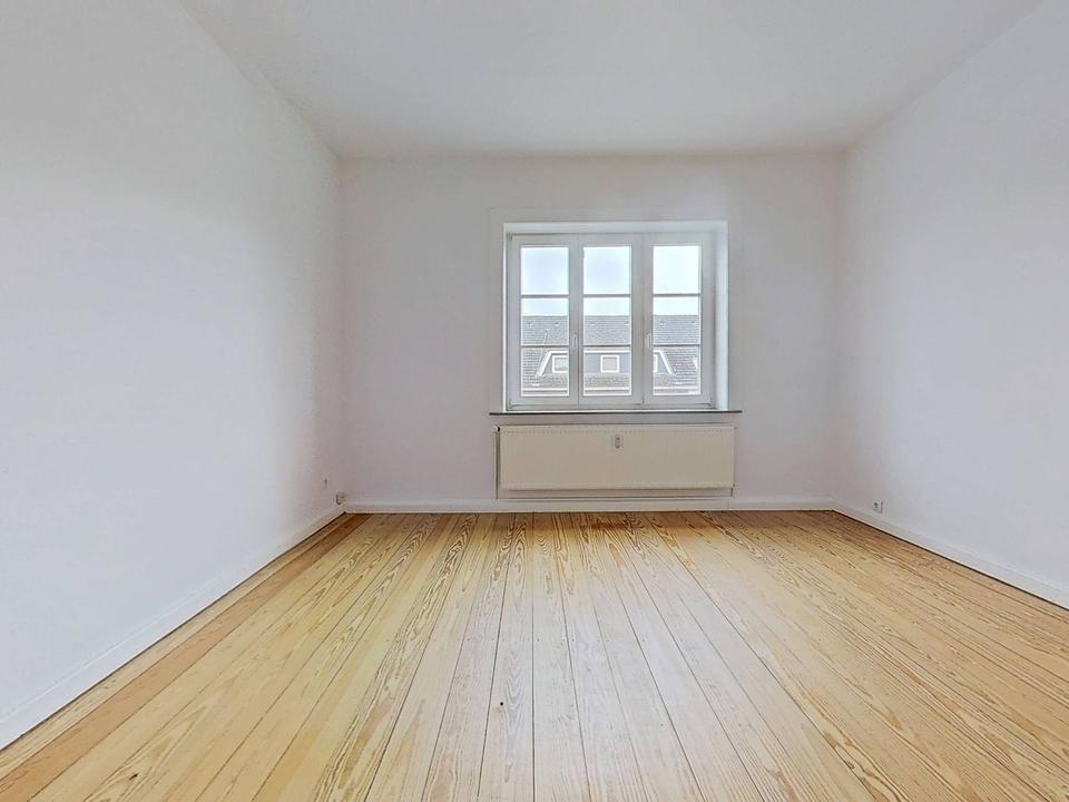 Thumbnail-Schöne 2-Zimmer-Wohnung mit EBK, Charakter und viel Lichteinfall