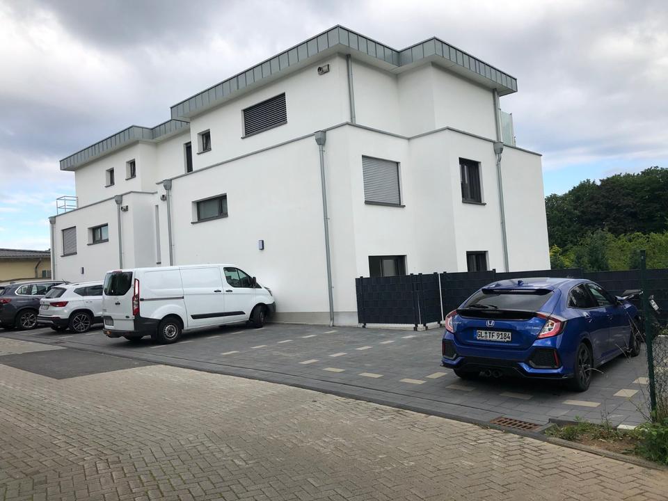 Thumbnail-3-Zimmer Penthouse Wohnung Margarethenhöhe Bergisch Gladbach