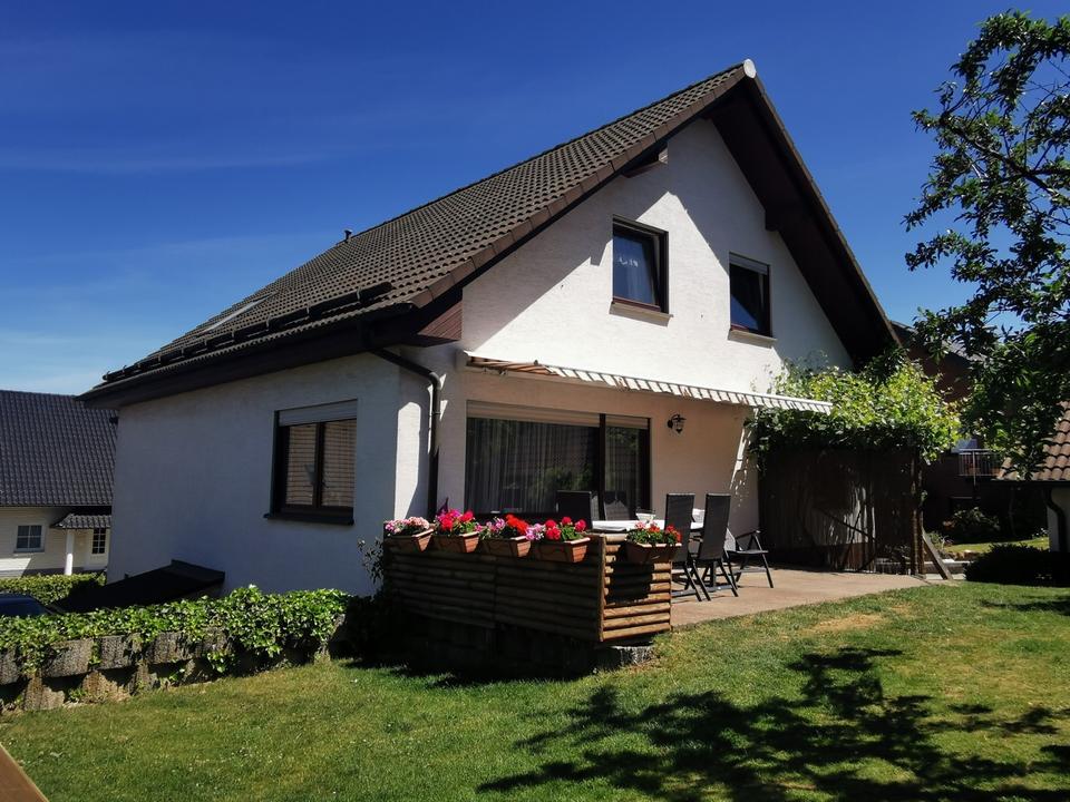 Thumbnail-Top gepflegtes Einfamilienhaus mit Einliegerwohnung