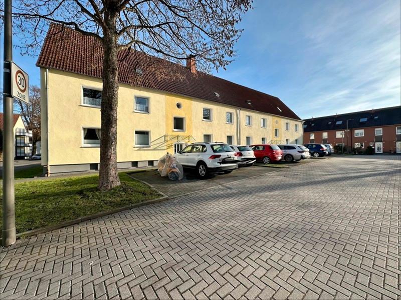 Thumbnail-Gemütliche 2,5-Zimmer-Wohnung mit kleinem Büroraum inklusive!