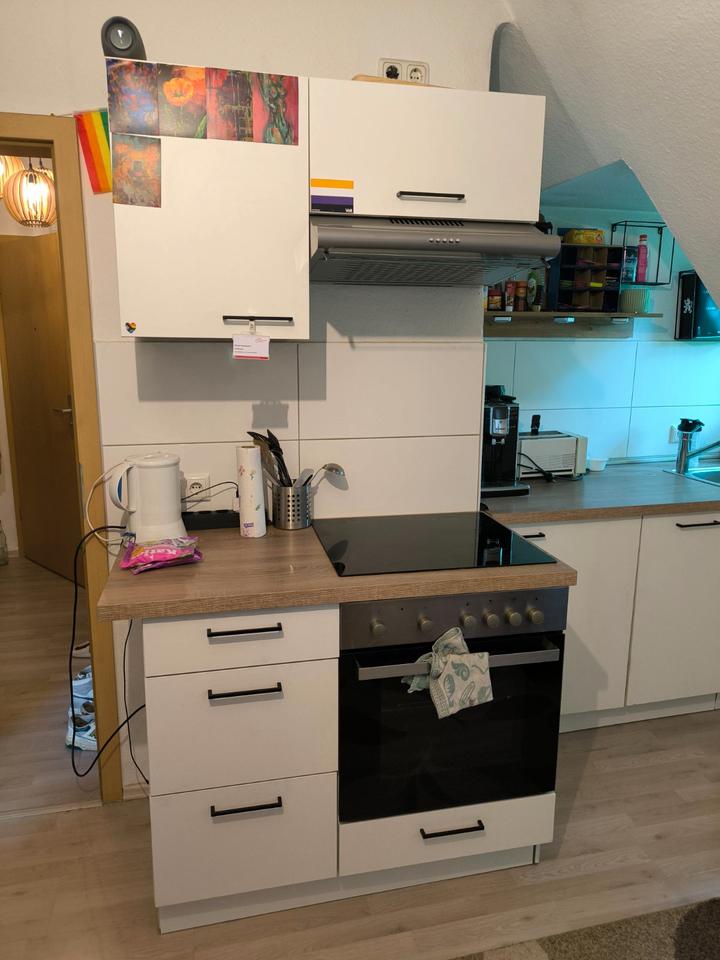 Thumbnail-2,5 Zimmer DG Wohnung in Gelsenkirchen-Scholven ca.50 qm MÖBLIERT