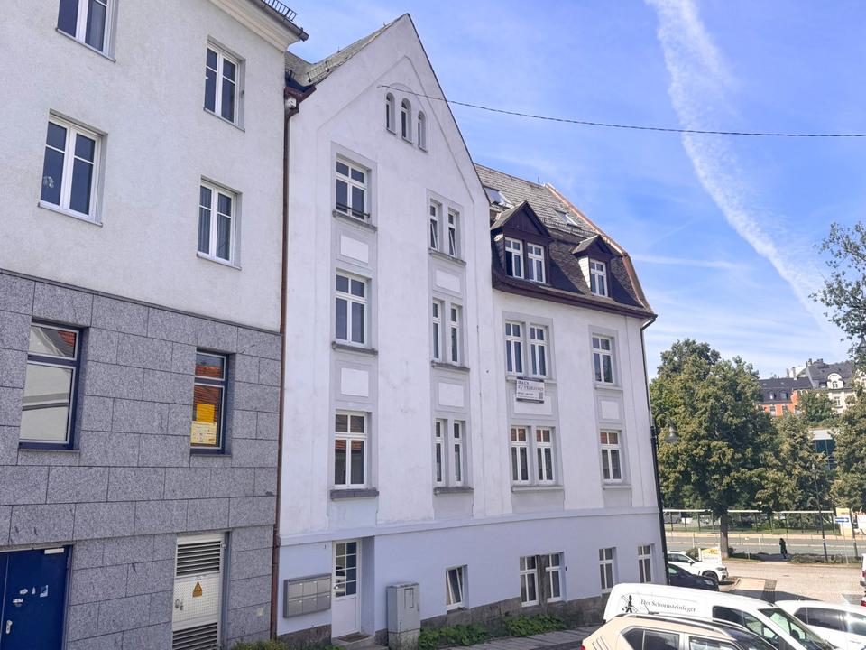 Thumbnail-Großzügige 3,5 Zimmer Wohnung mit 125 m² im Mühlweg, Auerbach