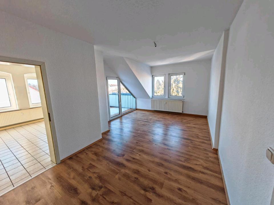 Thumbnail-Große 3-Zimmerwohnung mit Garage am Helios Krankenhaus