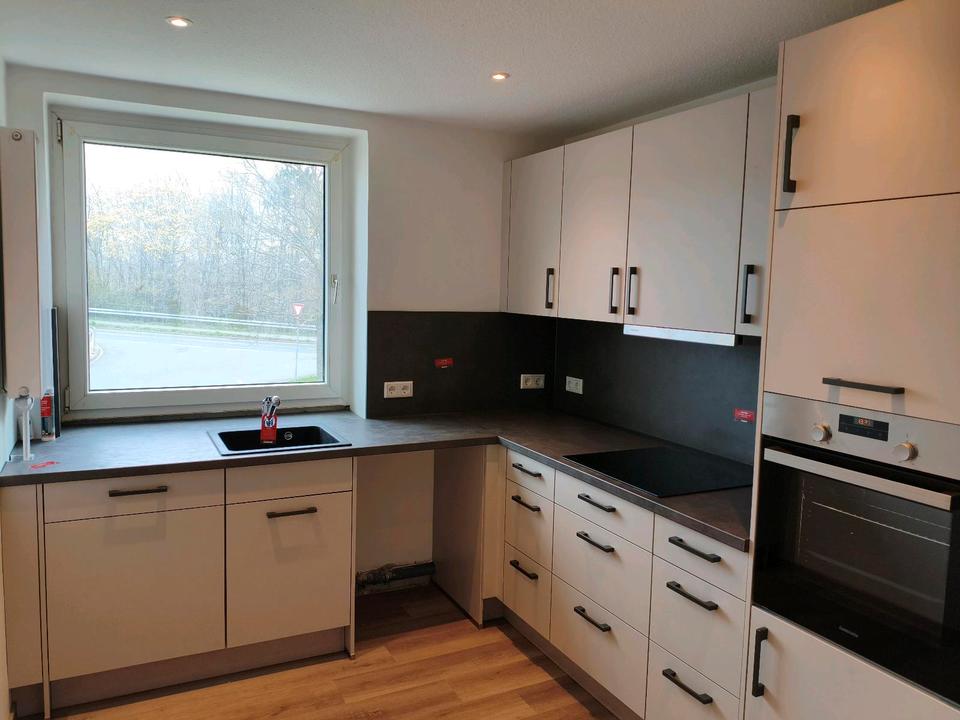 Thumbnail-Frisch saniert | 3 Zimmer + Balkon + Garage | ruhiger Lage