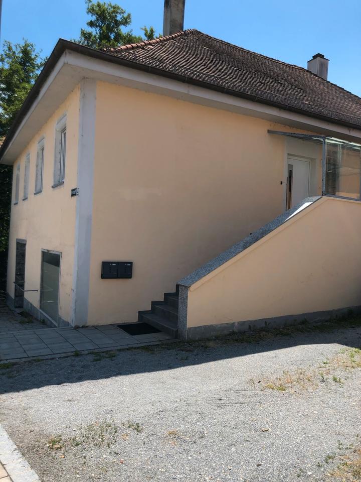 Thumbnail-Zweifamilienhaus mit einem laden!!! in Stadtzentrum, Osterhofen!!