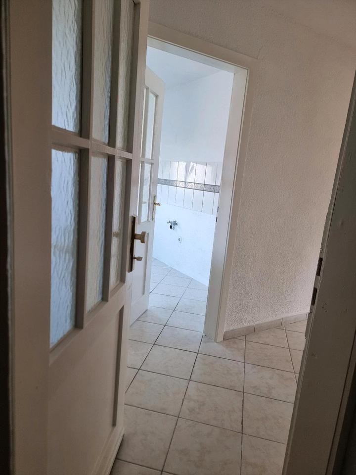 Thumbnail-3 Zi. DG WOHNUNG EVTL. ALS WG NUTZBAR. 900€ WARM