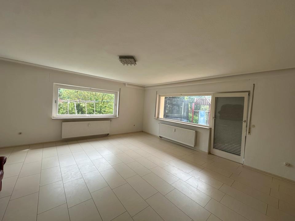 Thumbnail-4 Zimmer Wohnung Küche, Bad Terrasse, große Garten zu vermieten